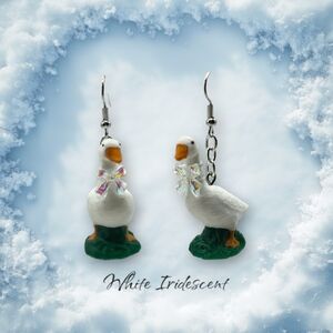 Goose earrings white shiny bow